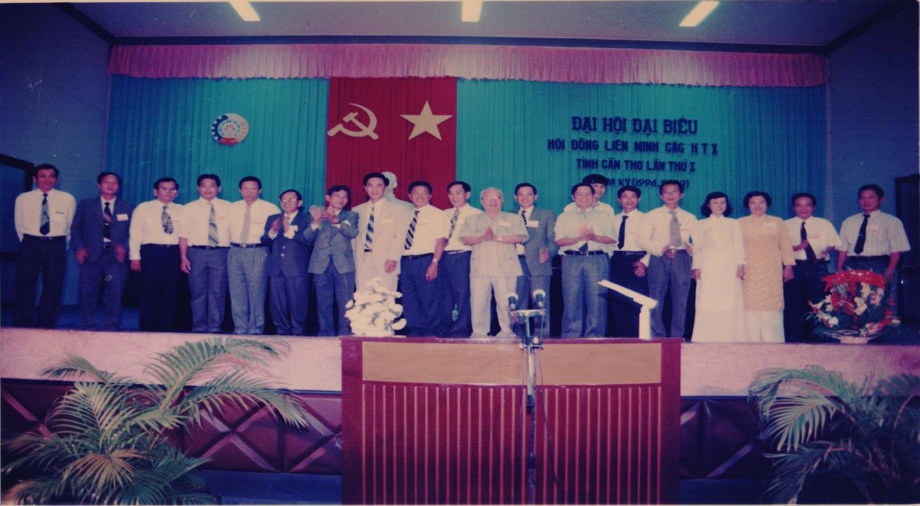 Đại hội đại biểu Hội đồng Liên minh HTX tỉnh Cần Thơ lần thứ I, nhiệm kỳ 1996 - 2000