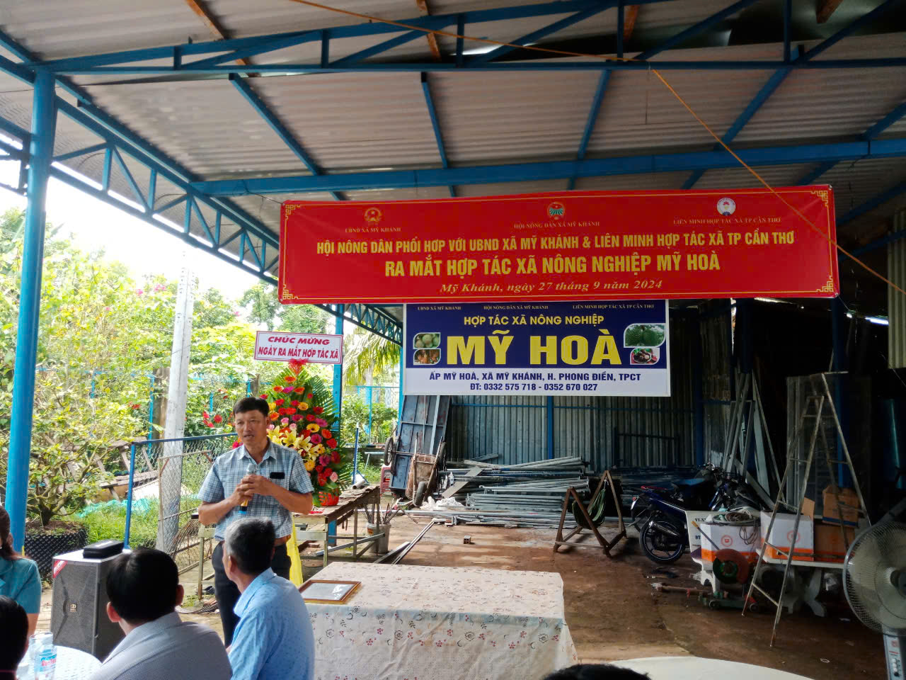 z5872687354757_5a69cf2ac80740bc182eacaad6a3731f